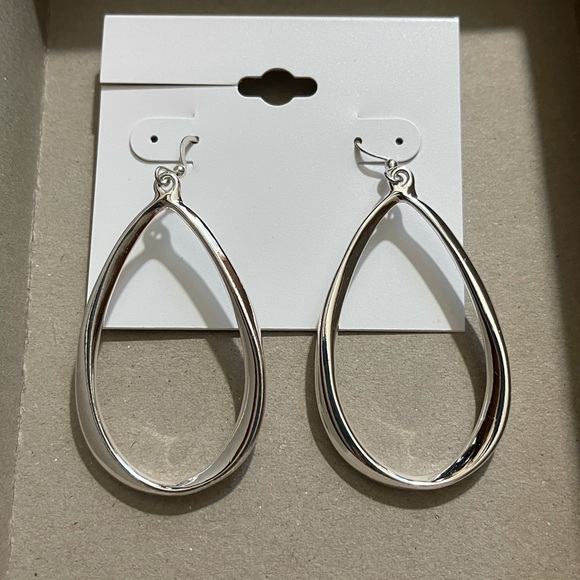 Dress Barn Jewelry - Earrings
